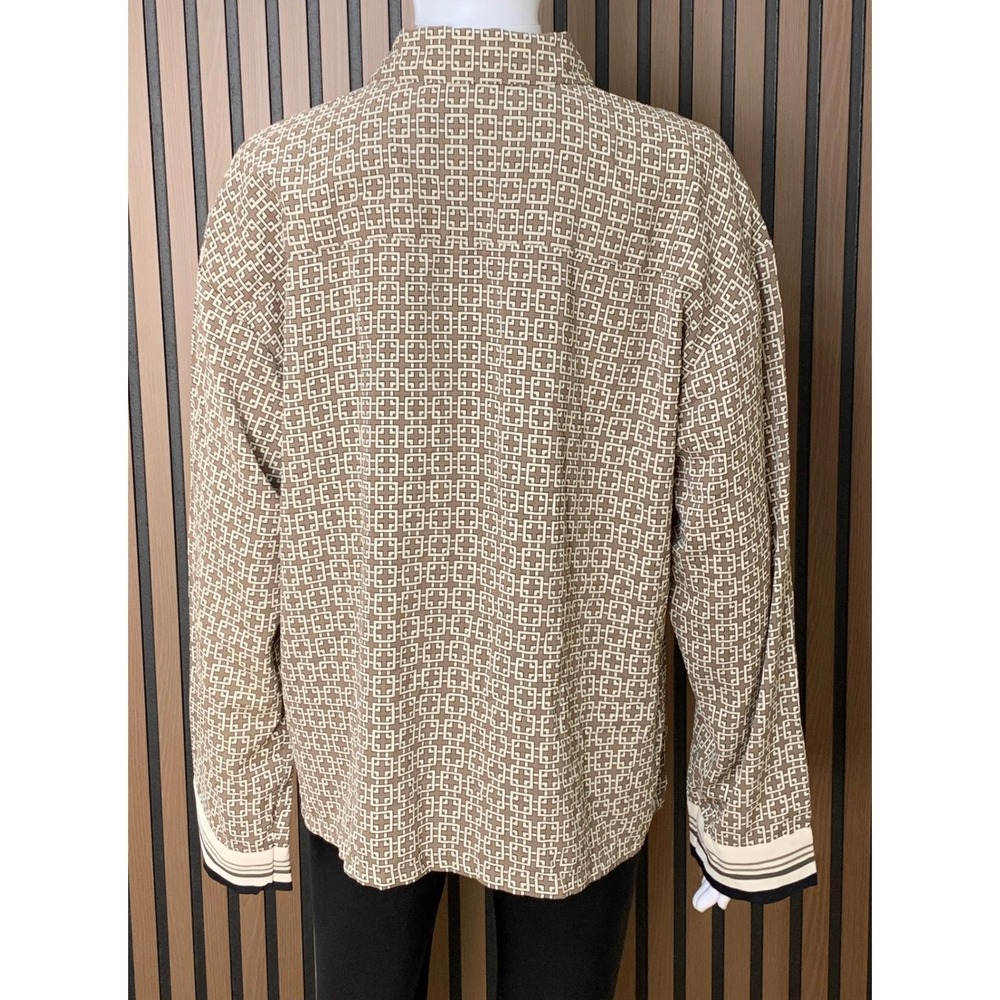 Abercrombie & Fitch Women's Brown Geometric Tile Print Button Up Shirt Blouse - Picture 3 of 9